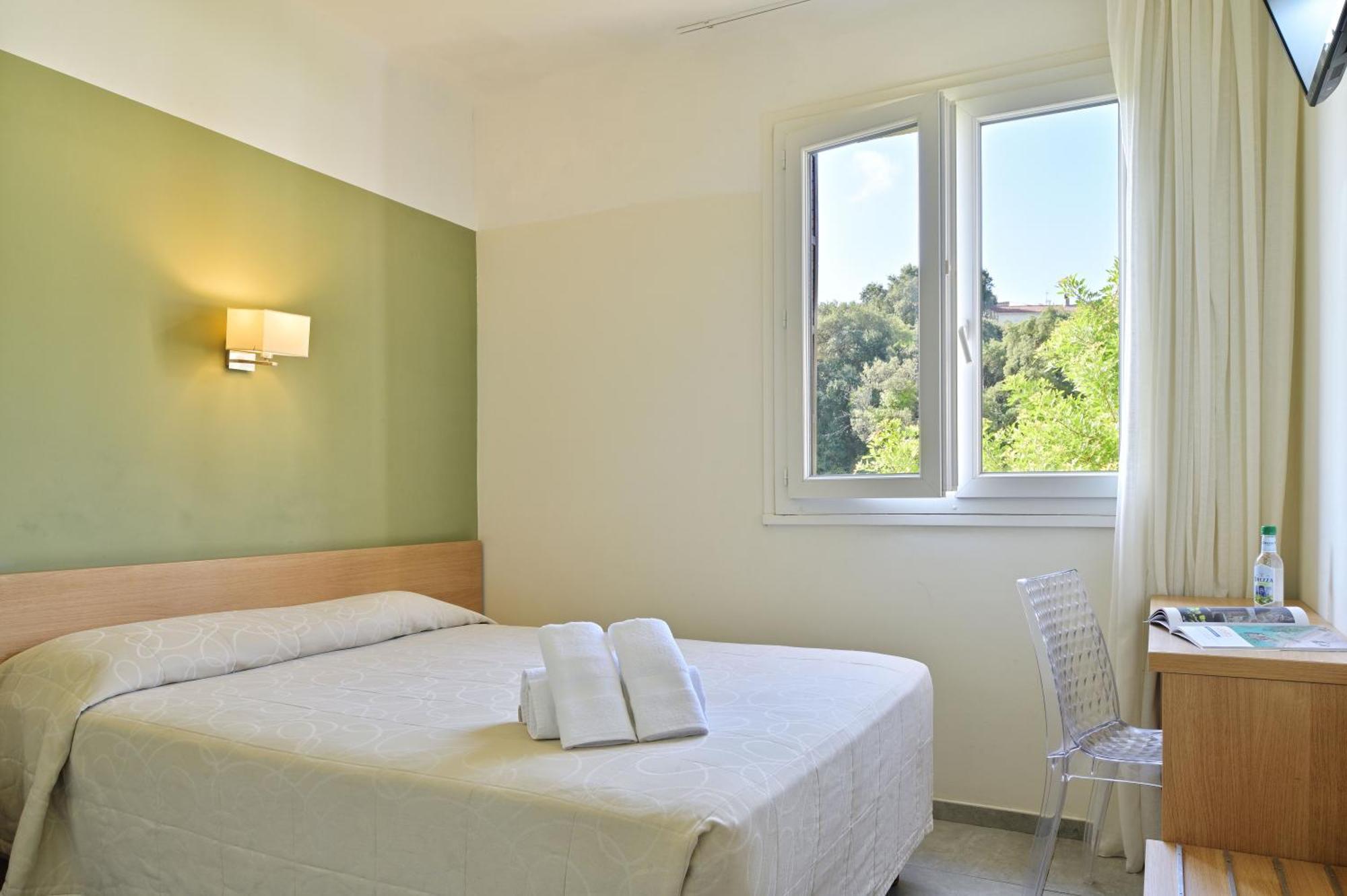 Hotel De Porticcio Екстериор снимка